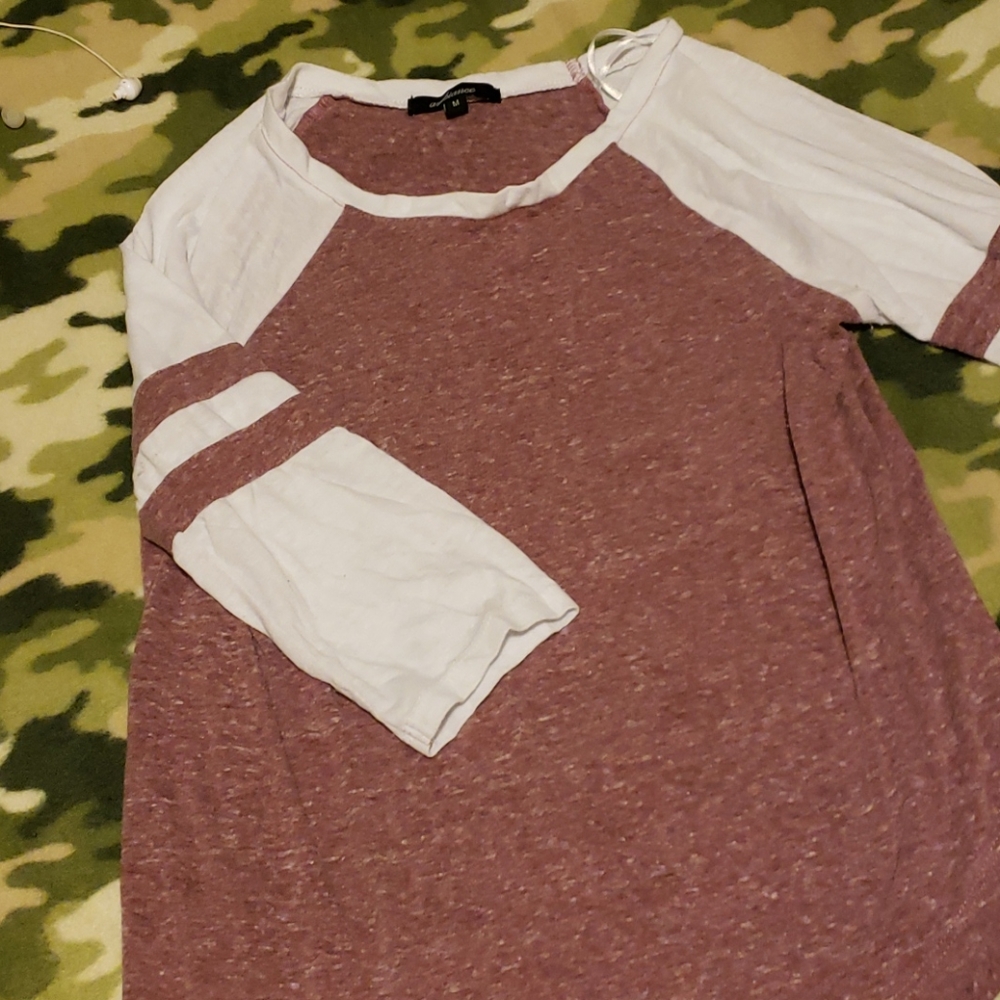 3/4 sleeve shirt